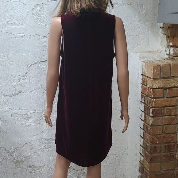 Maurices marron turtleneck sleeveless velvet dress - Picture 6 of 11